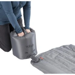 Rab Stratosphere 5.5 - Isolierte Schlafmatte -CampTraum Verkäufe rab stratosphere 5 schlafmatte qma 03 grh reg 6